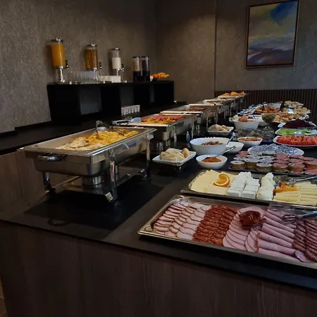 Hill A42 アパート *