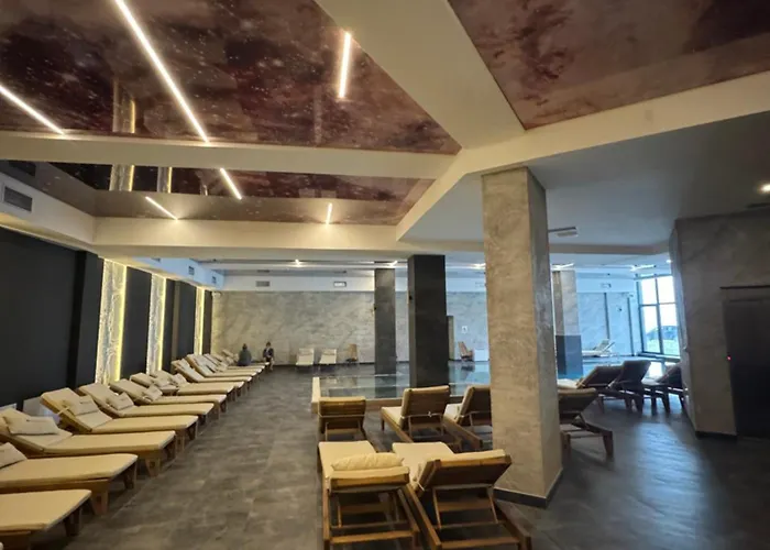 Hill A42 アパート コパオニク