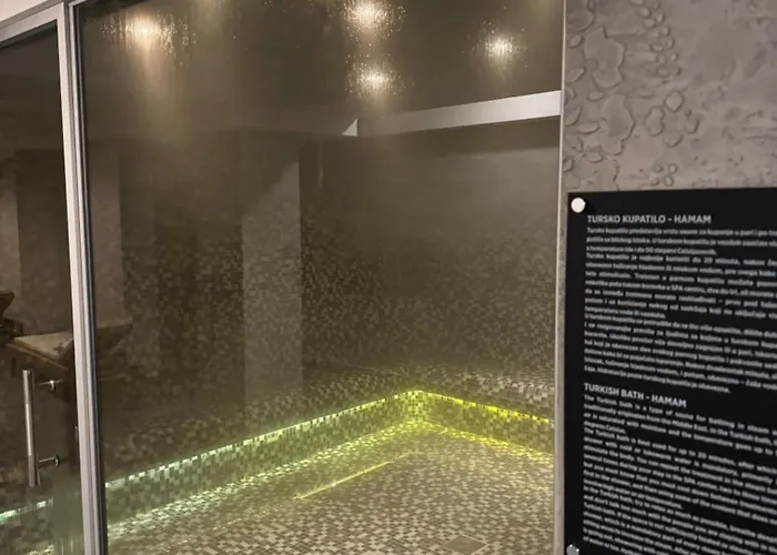 Hill A42 アパート